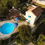 Ivanka Mit Blick Auf Wasser By Interhome בית נופש