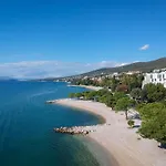 בית נופש Ivanka Mit Blick Auf Wasser By Interhome