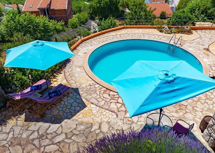 Ivanka Mit Blick Auf Wasser By Interhome Tatil Evi Crikvenica